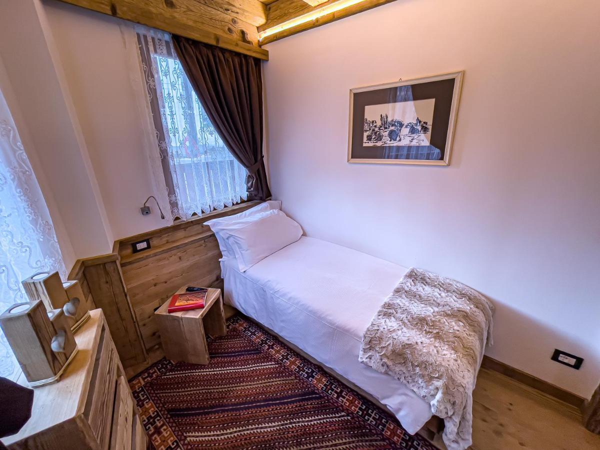 Hotel Da Beppe Sello Cortina dʼAmpezzo Kültér fotó